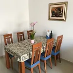 Volarevic Apartment *