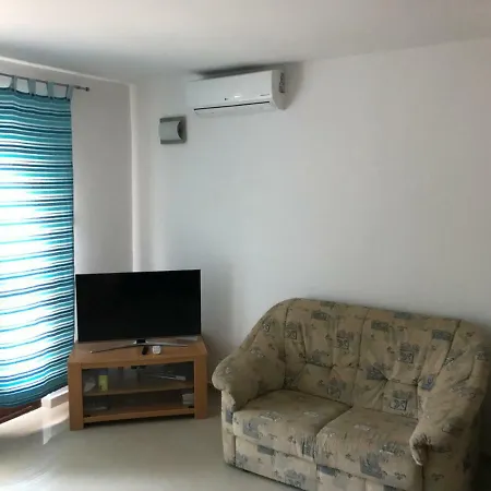 Appartement Volarevic *